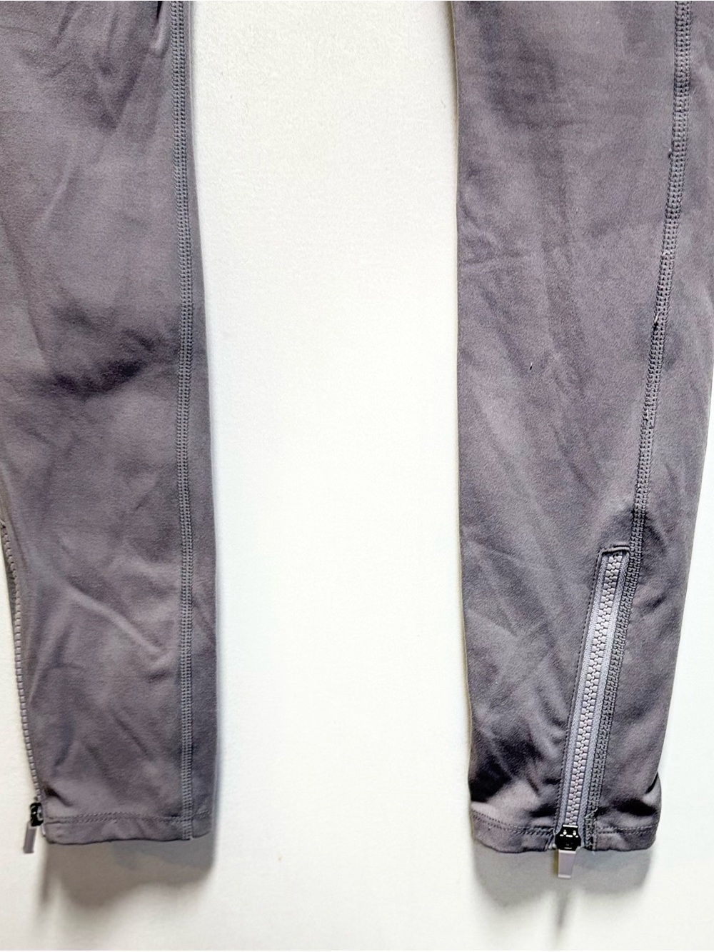 Fabletics Gray High-Waist Performance Leggings with Side Zip Pocket - Picture 5 of 10